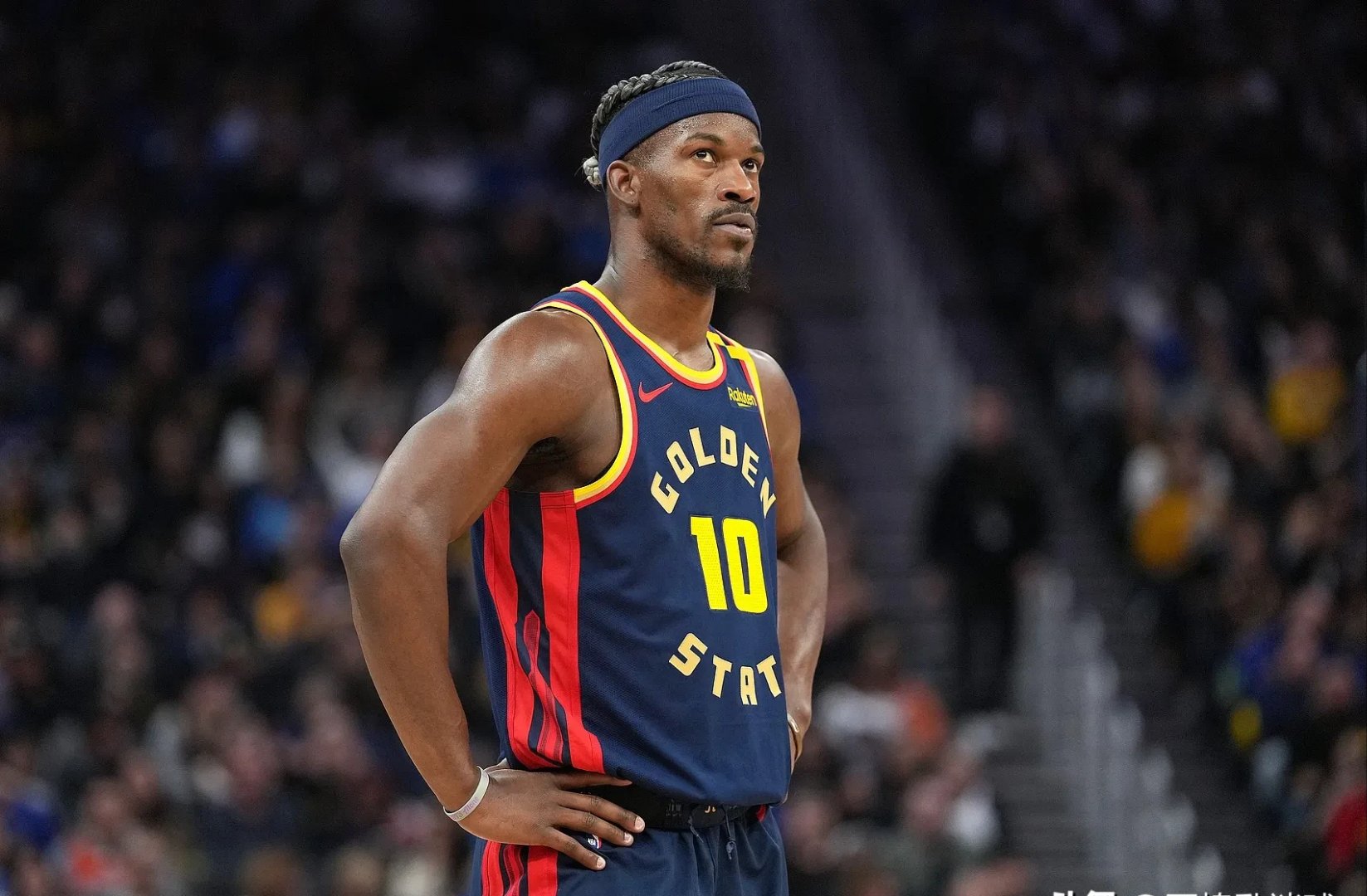 巴特勒赛事官方发布惊险取胜新规，湖人争议不断！